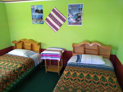 Taquile Familia Celso image 29