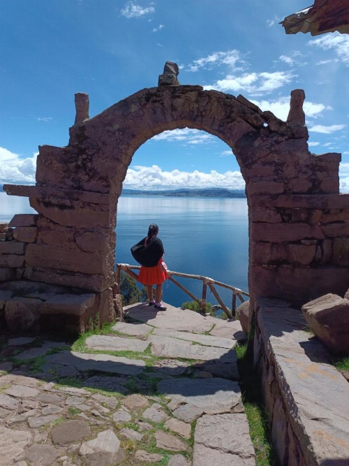 Taquile Familia Celso image 7